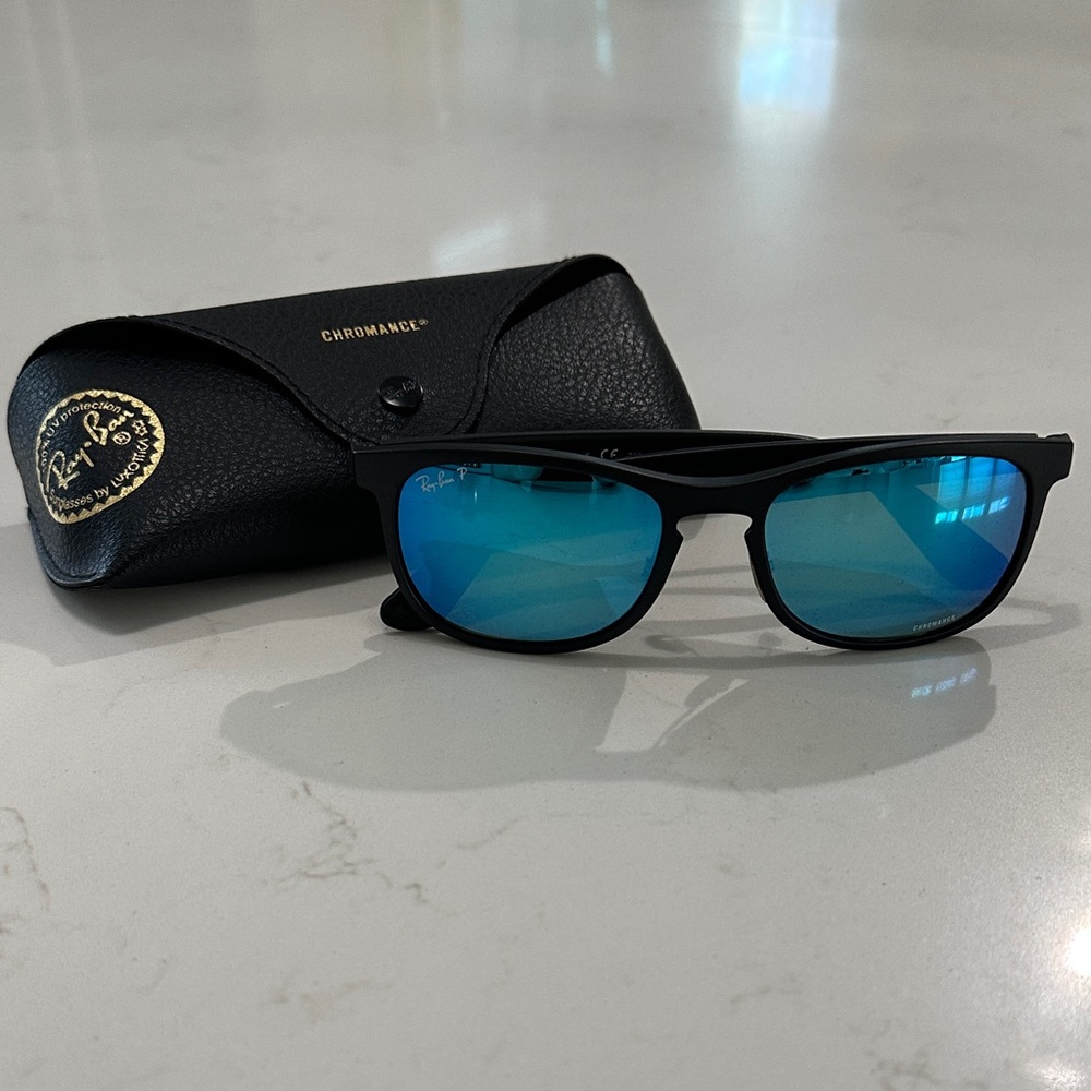 Ray-Ban Men’s Chromance Black Frames with Reflective Blue Lenses Polarized